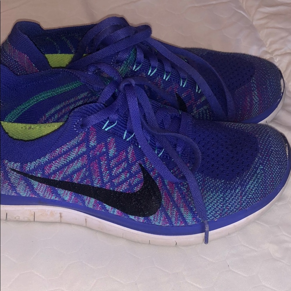 NIKE FREE RUN 4.0